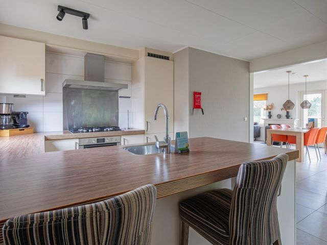 Kamperfoelieweg 69, De Koog