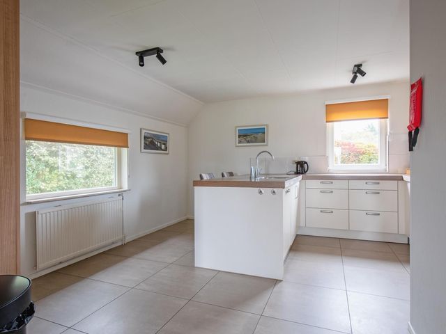 Kamperfoelieweg 69, De Koog