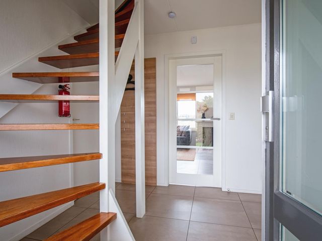 Kamperfoelieweg 69, De Koog