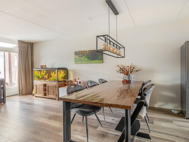 Hemelsleutel 13, Tegelen