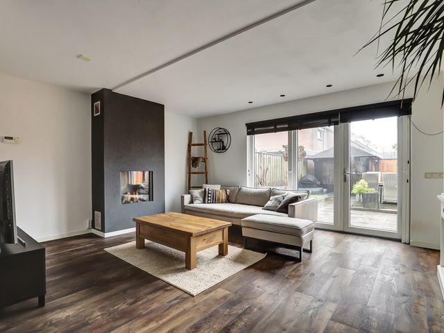 Rosmolen 18, Zevenbergen