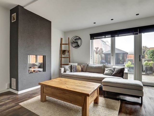 Rosmolen 18, Zevenbergen