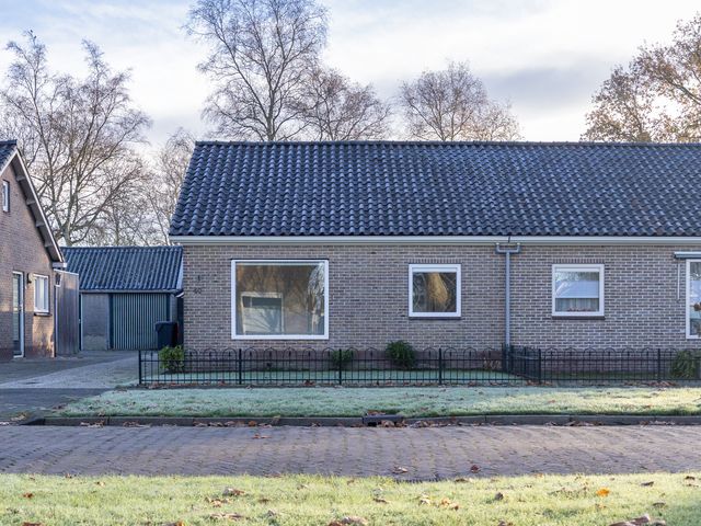 Vegilinstraat 40, Sint Nicolaasga