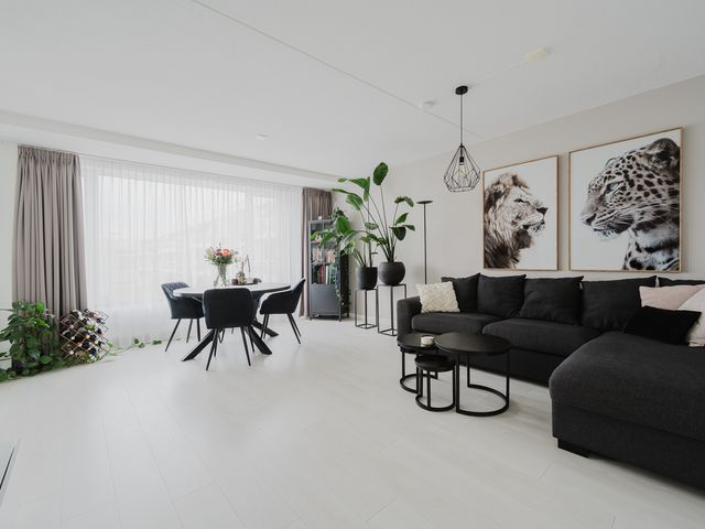 Raadhuislaan 90, Spijkenisse