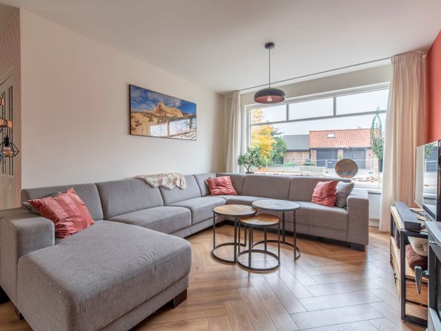 Eikenlaan 7, Renswoude