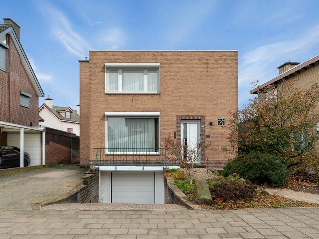 Dross Ecrevissestraat 32, Stein