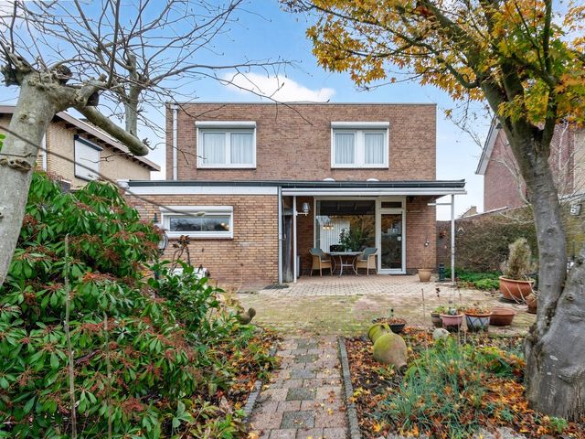 Dross Ecrevissestraat 32, Stein