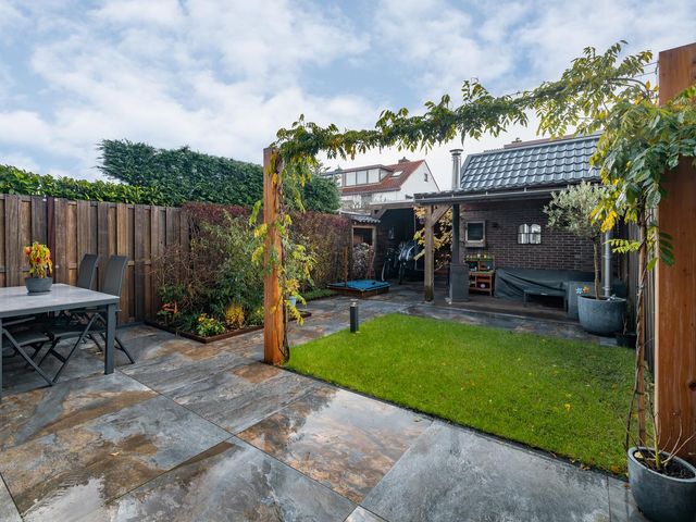 Hendrik Chabotlaan 43, Bergschenhoek