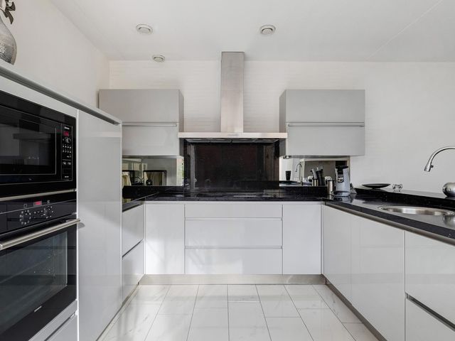 Van der Linden-akker 1, Barendrecht