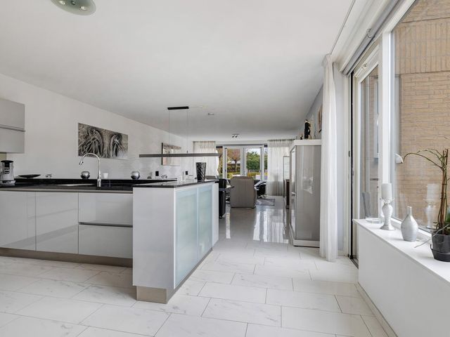 Van der Linden-akker 1, Barendrecht