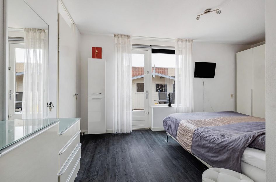 Van der Linden-akker 1