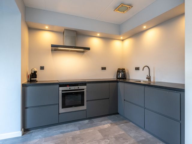 Johan Frisolaan 53, Den Bommel