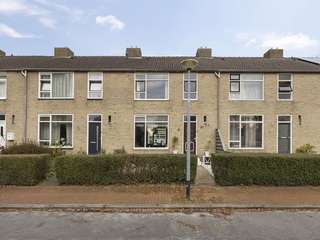 Zandsteenlaan 87, Groningen