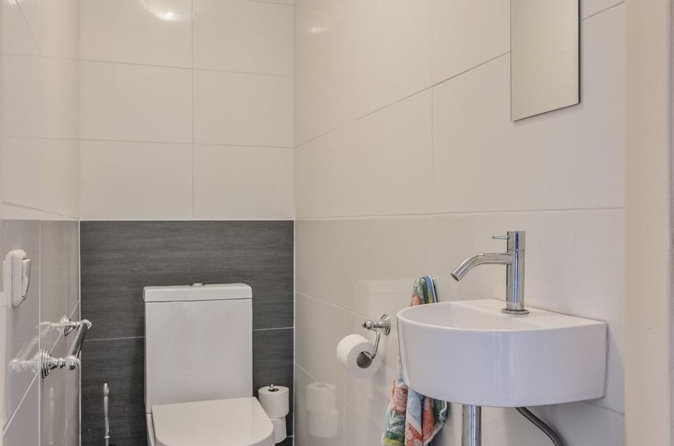 Burg. Cremersstraat 27