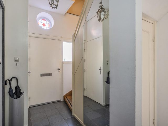 Burg. Cremersstraat 27, Nuth