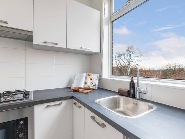 Herman Robbersstraat 72E, Rotterdam