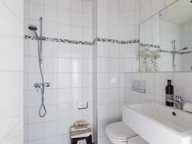 Herman Robbersstraat 72E, Rotterdam