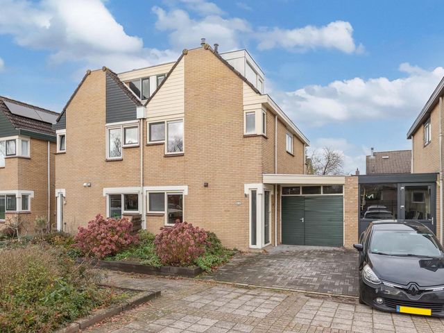 Regenboog 28, Heerenveen