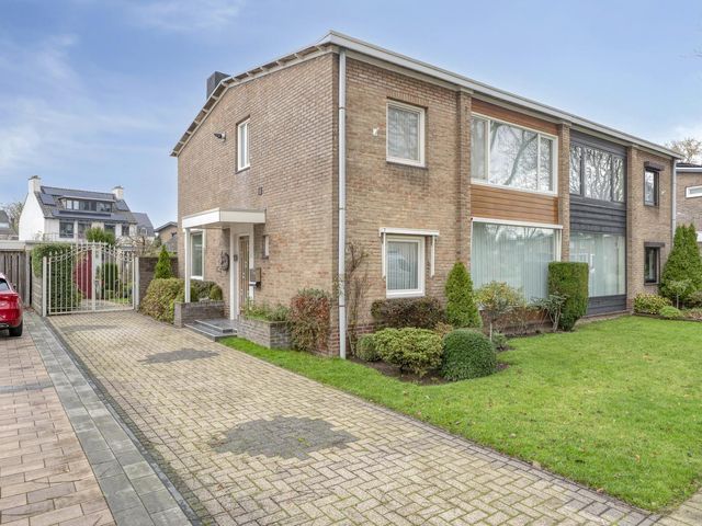 Potterstraat 30, Geleen