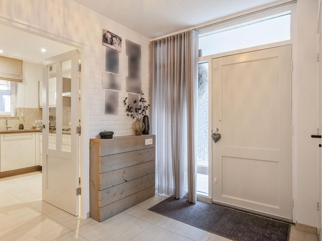 Swentiboldstraat 26, Guttecoven