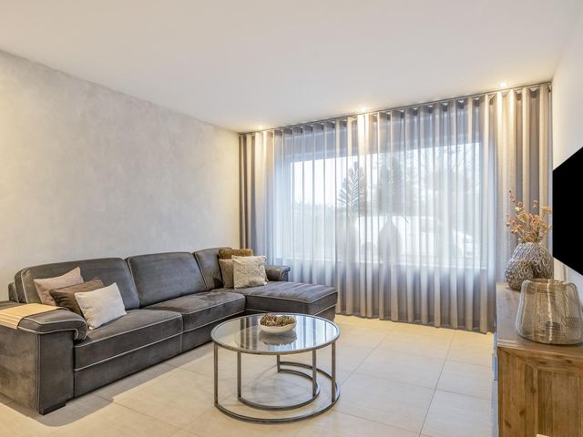 Swentiboldstraat 26, Guttecoven