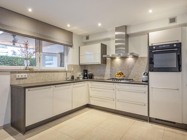 Swentiboldstraat 26, Guttecoven