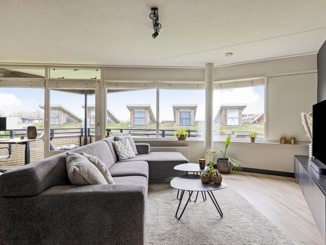 Moutberg 42, Roosendaal