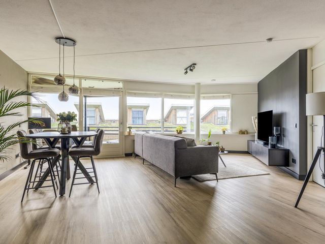 Moutberg 42, Roosendaal