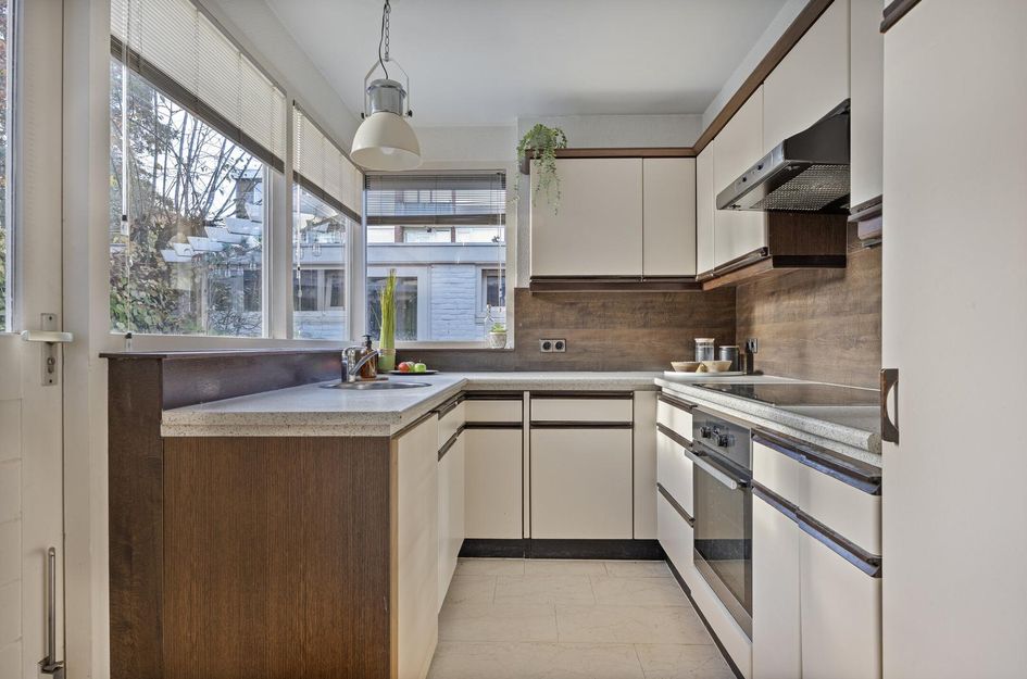 Jan Sluijtersstraat 43