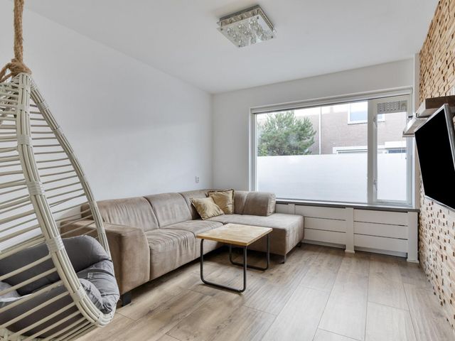 Ossenweide 5, Zoetermeer