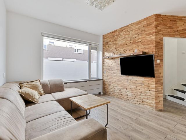 Ossenweide 5, Zoetermeer