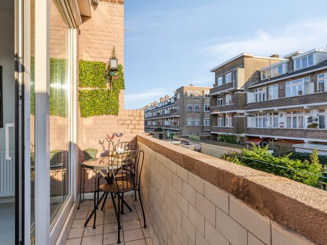 Rhenenstraat 182, 's-Gravenhage