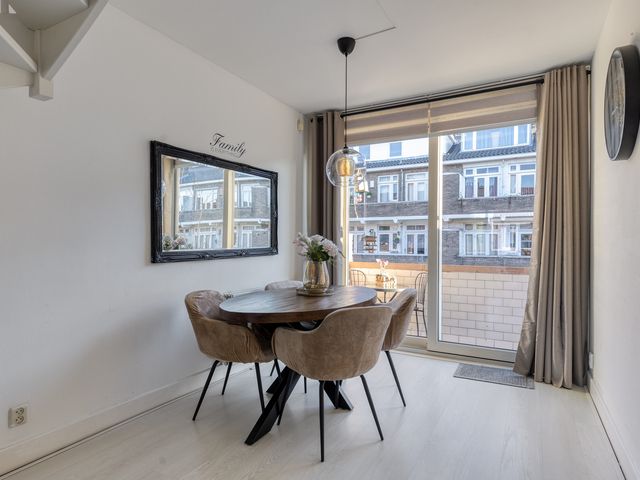 Rhenenstraat 182, 's-Gravenhage