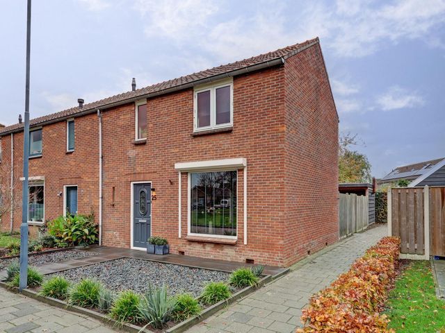 Westerstraat 25, Heinkenszand