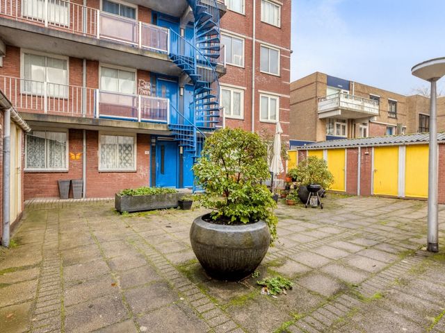 Pastoorswarande 32, 's-Gravenhage