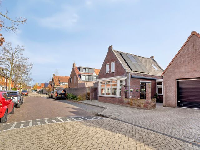 Lindenstraat 2, Bunschoten-Spakenburg