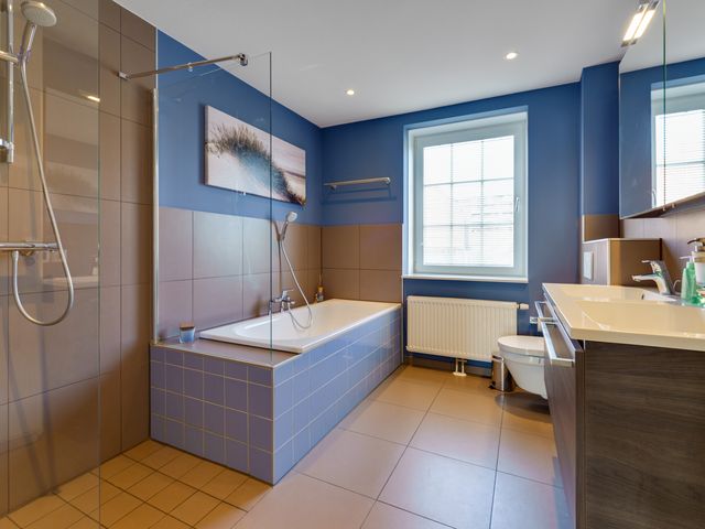 Zwanebloem 16, Cadzand