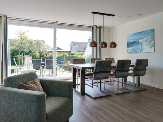 Zwanebloem 16, Cadzand