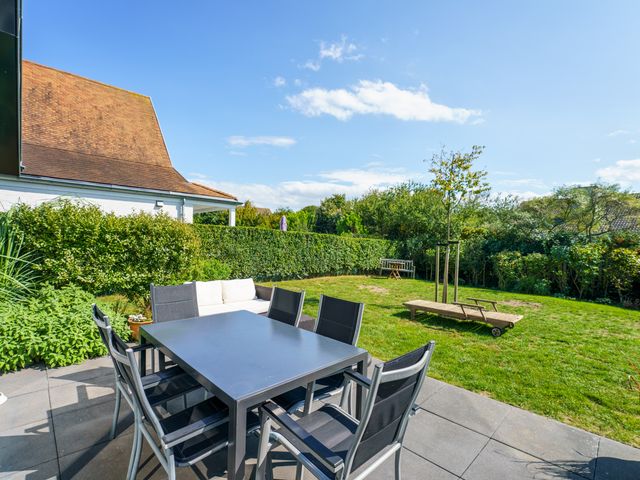 Zwanebloem 16, Cadzand