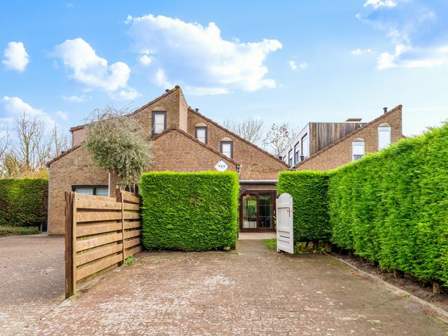 Spaanse Galeien 19, Retranchement