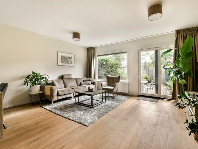 Dragontuin 9, Leiderdorp