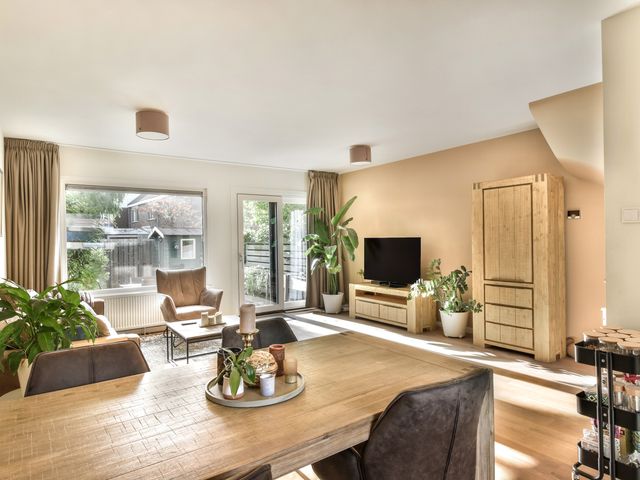 Dragontuin 9, Leiderdorp