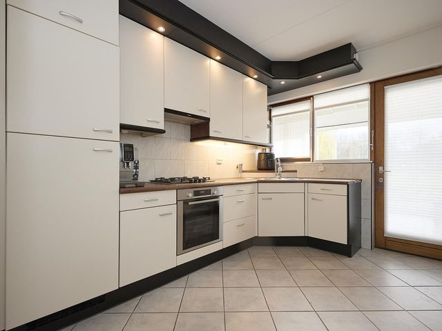 van Middelhovenstraat 42, Axel