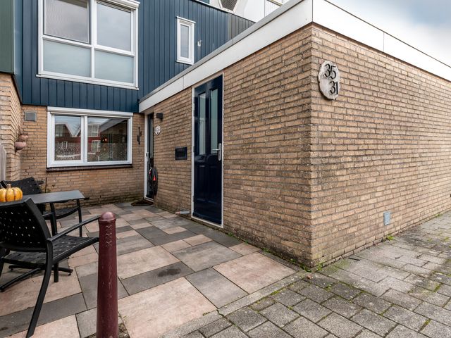 Archipel 35 31, Lelystad