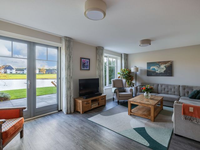 Vennendal 57, Lelystad