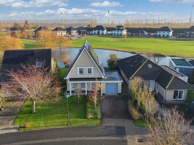 Vennendal 57, Lelystad