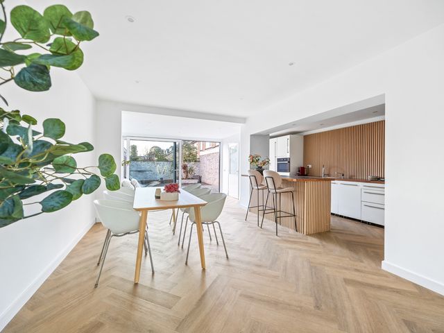 Graaf Adolflaan 2, Leidschendam