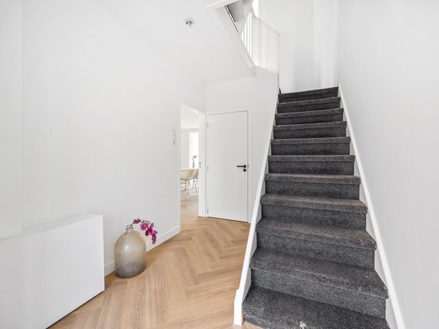 Graaf Adolflaan 2, Leidschendam