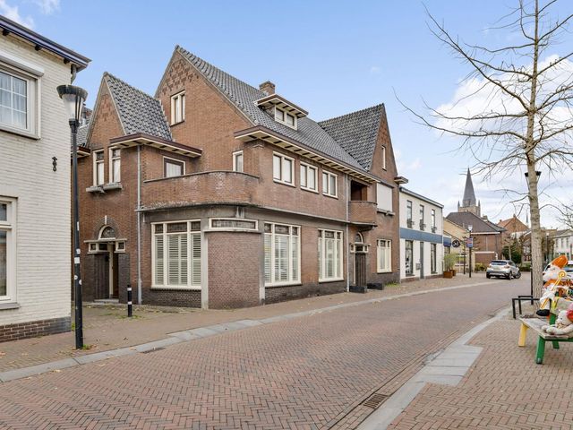 Kerkstraat 15, Nederweert