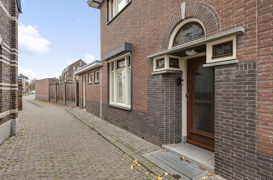 Kerkstraat 15